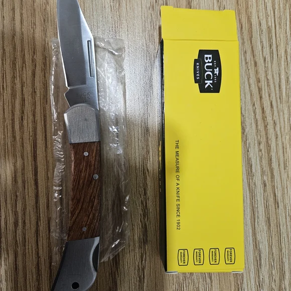 Buck Knives Folding Knife with Wood Handle - Picture 1 of 2
